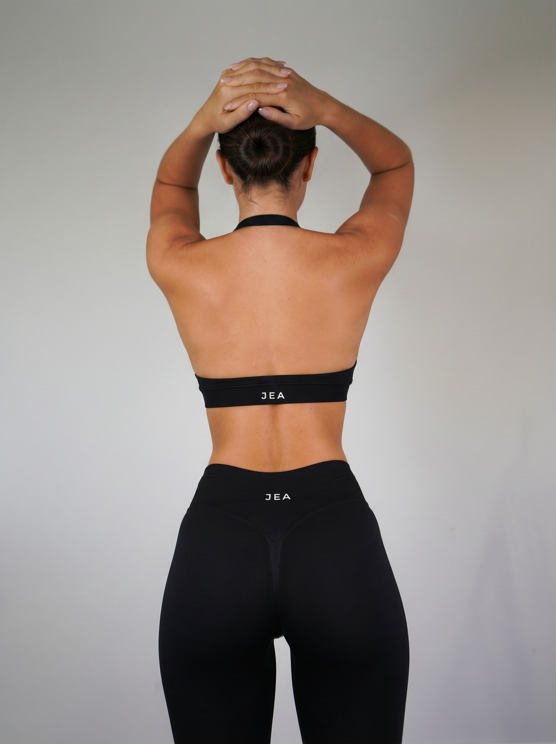 Anchor Halter Crop